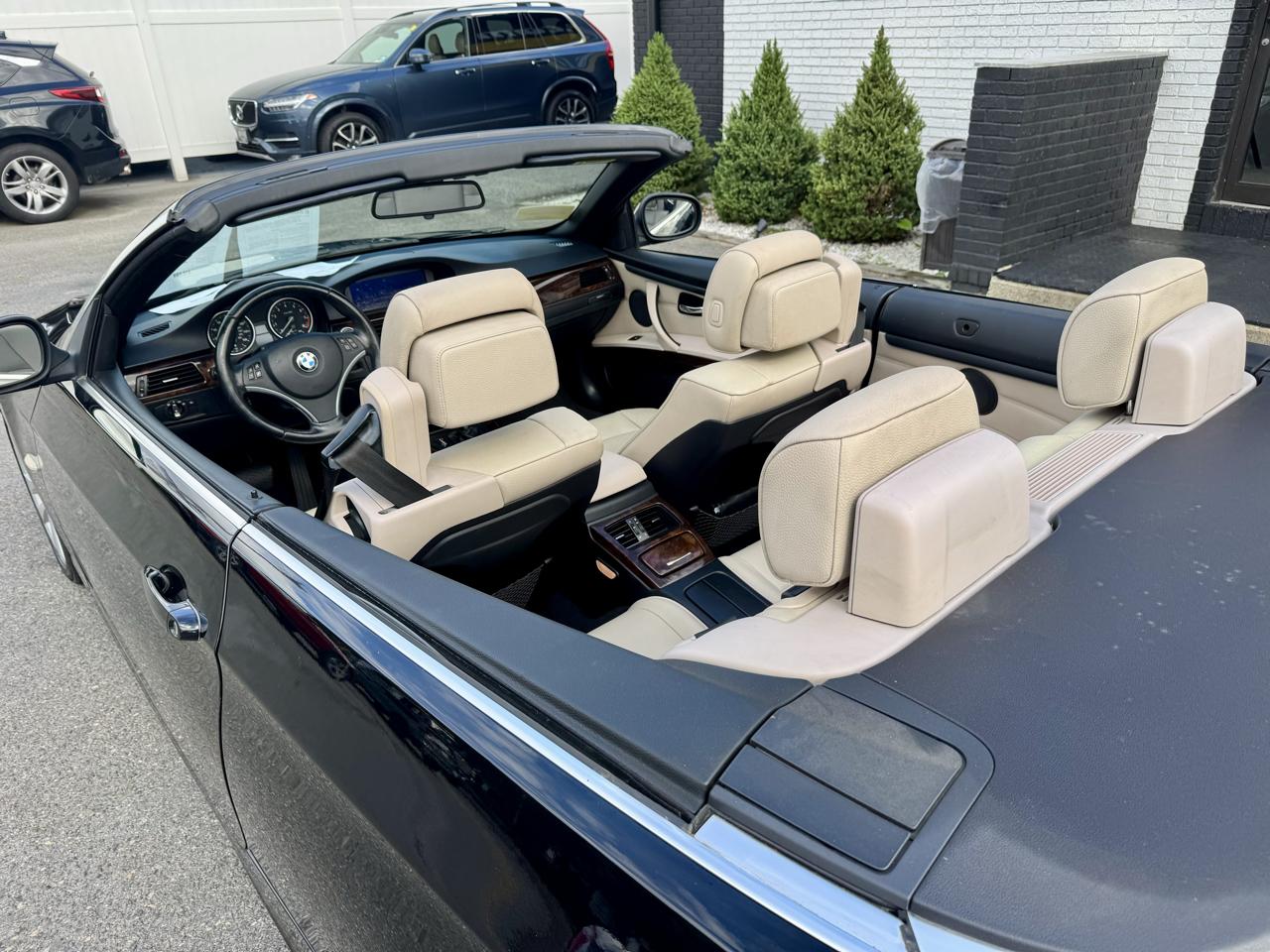 BMW 3-Series 328i Convertible - SULEV 2011