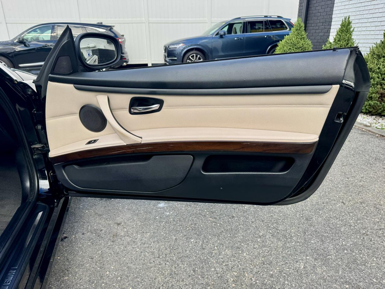 BMW 3-Series 328i Convertible - SULEV 2011