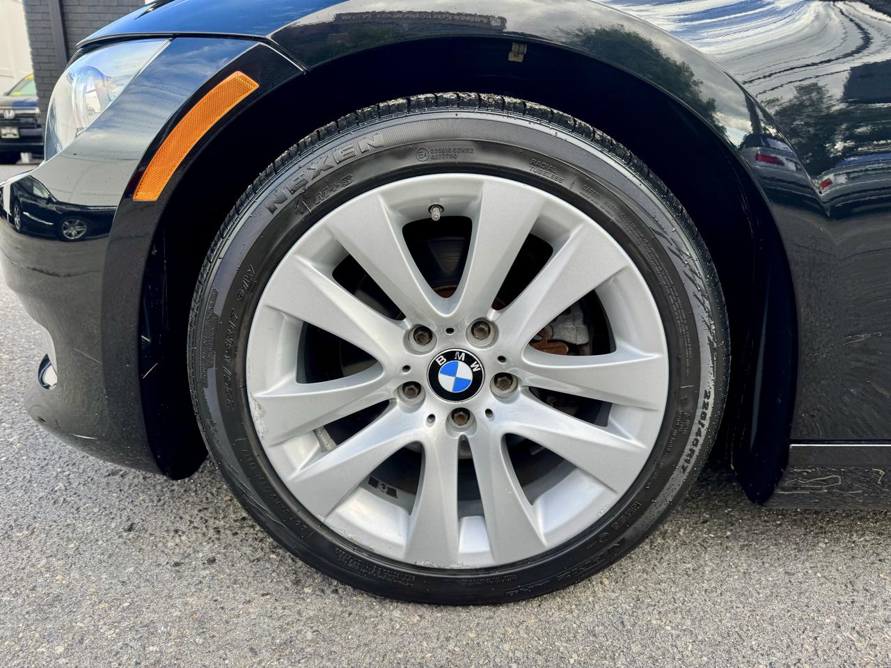 BMW 3-Series 328i Convertible - SULEV 2011