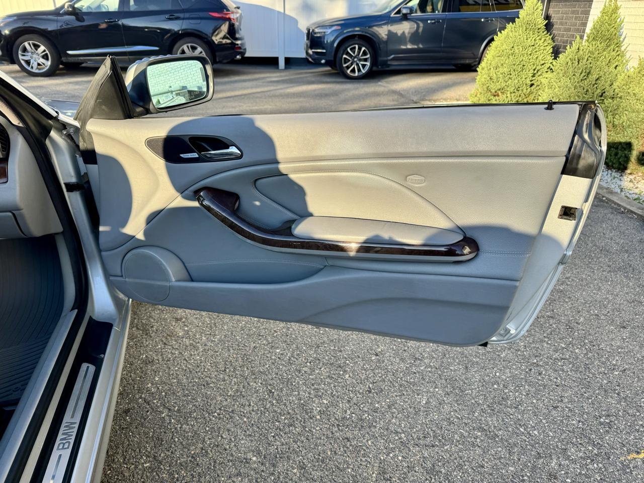 BMW 3-Series 330Ci convertible 2004