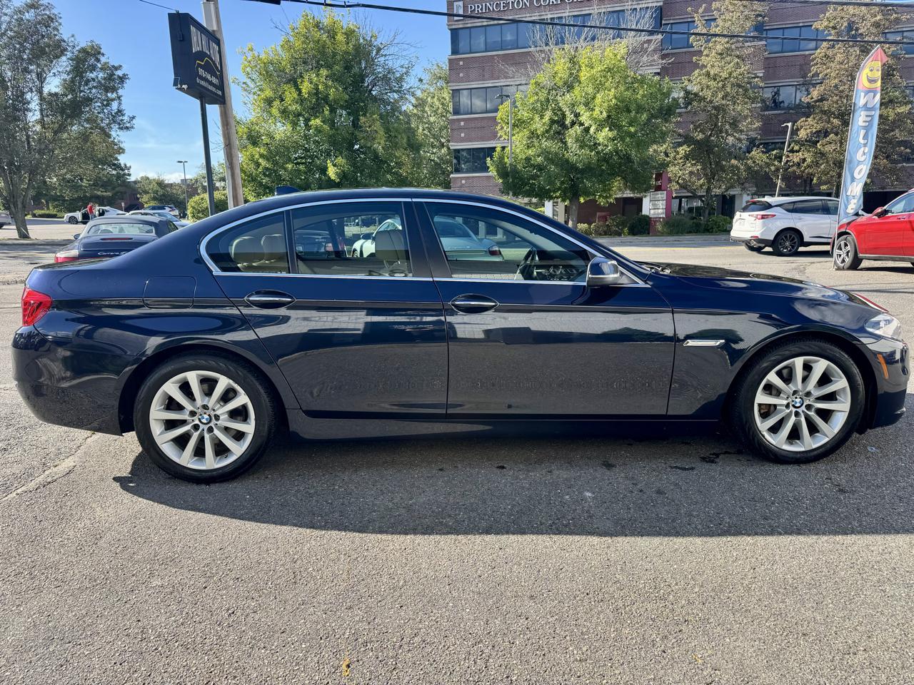 BMW 5-Series 535i xDrive 2016