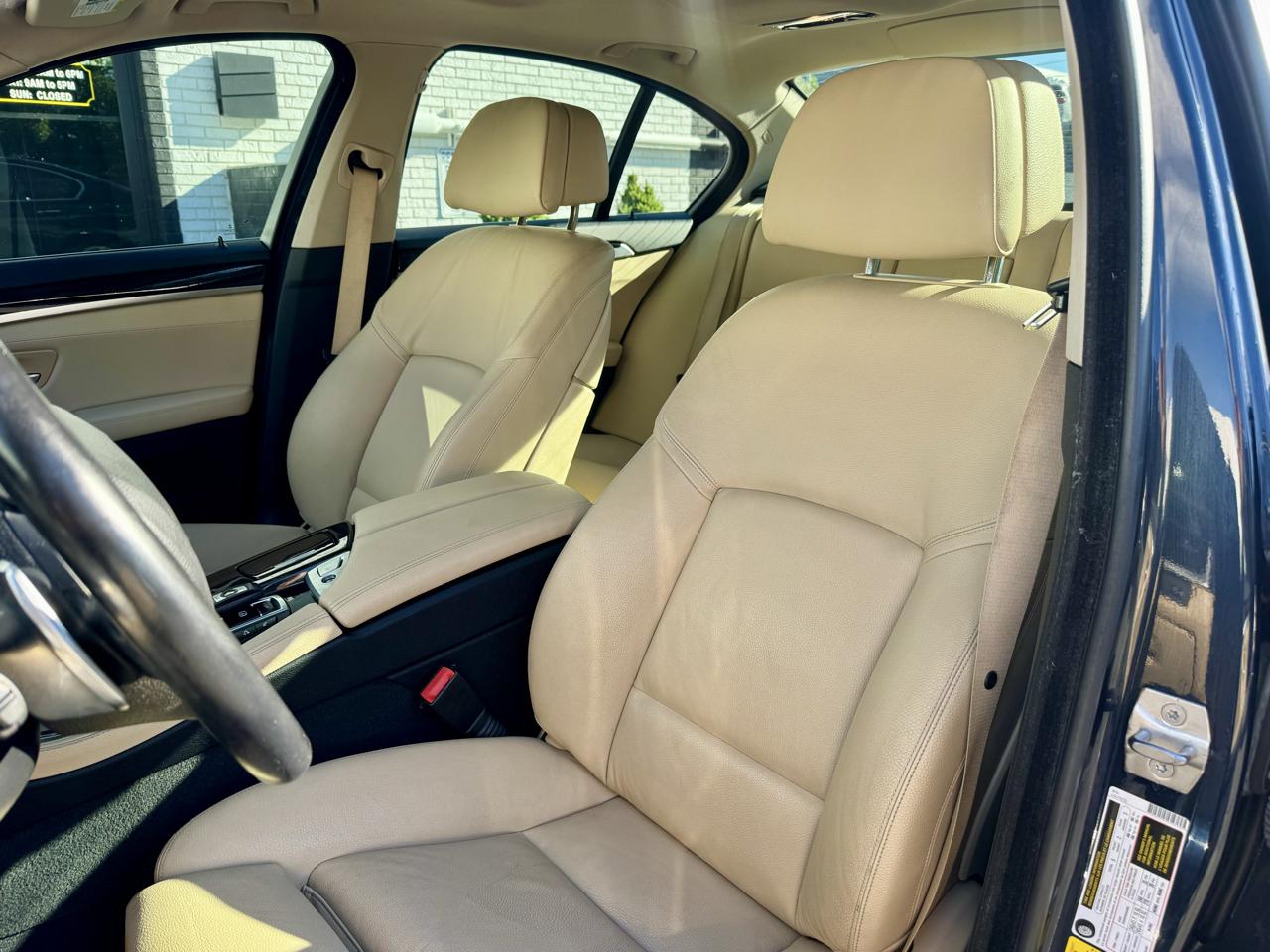 BMW 5-Series 535i xDrive 2016