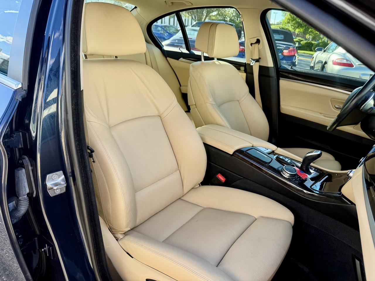 BMW 5-Series 535i xDrive 2016