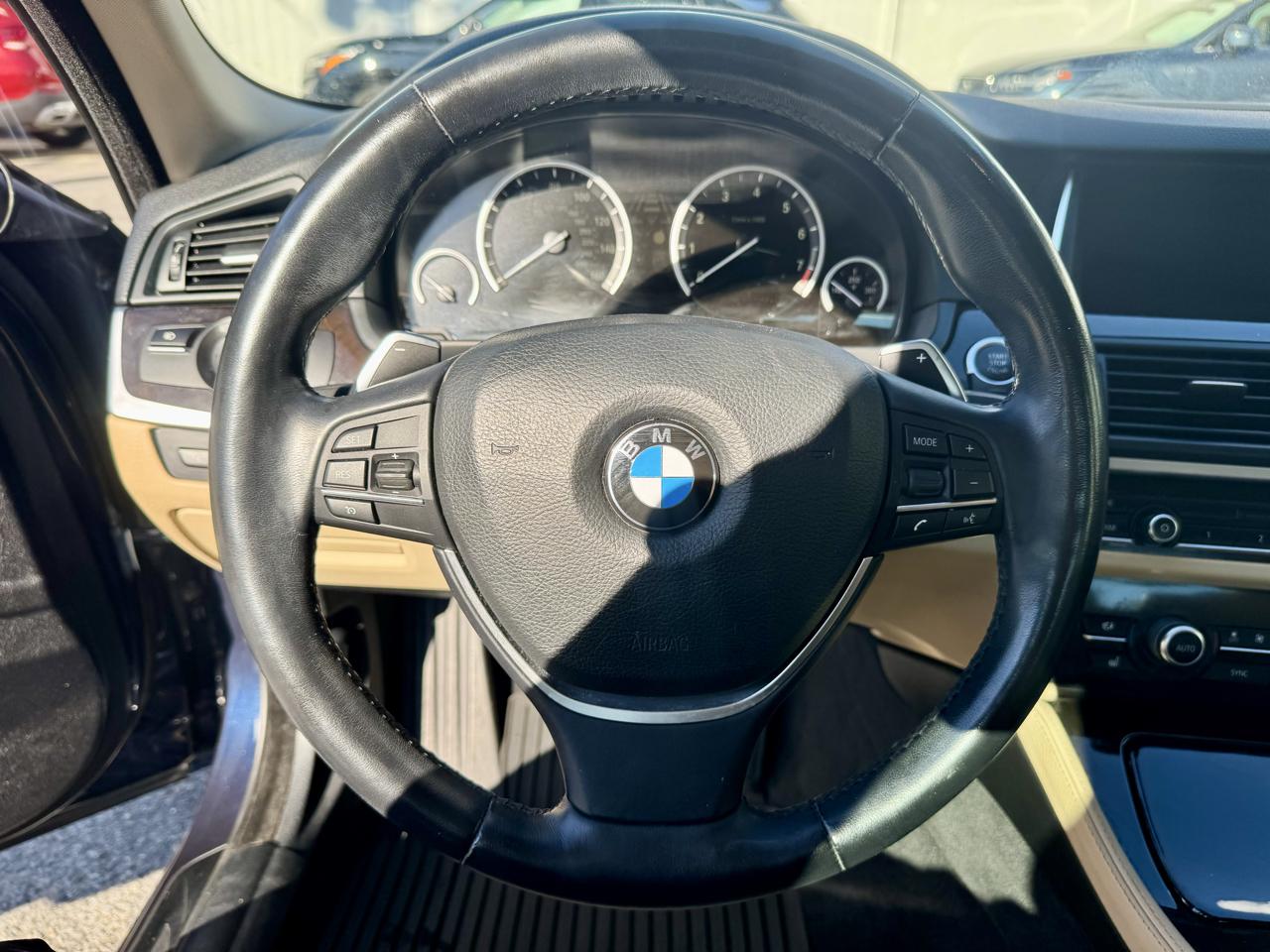 BMW 5-Series 535i xDrive 2016
