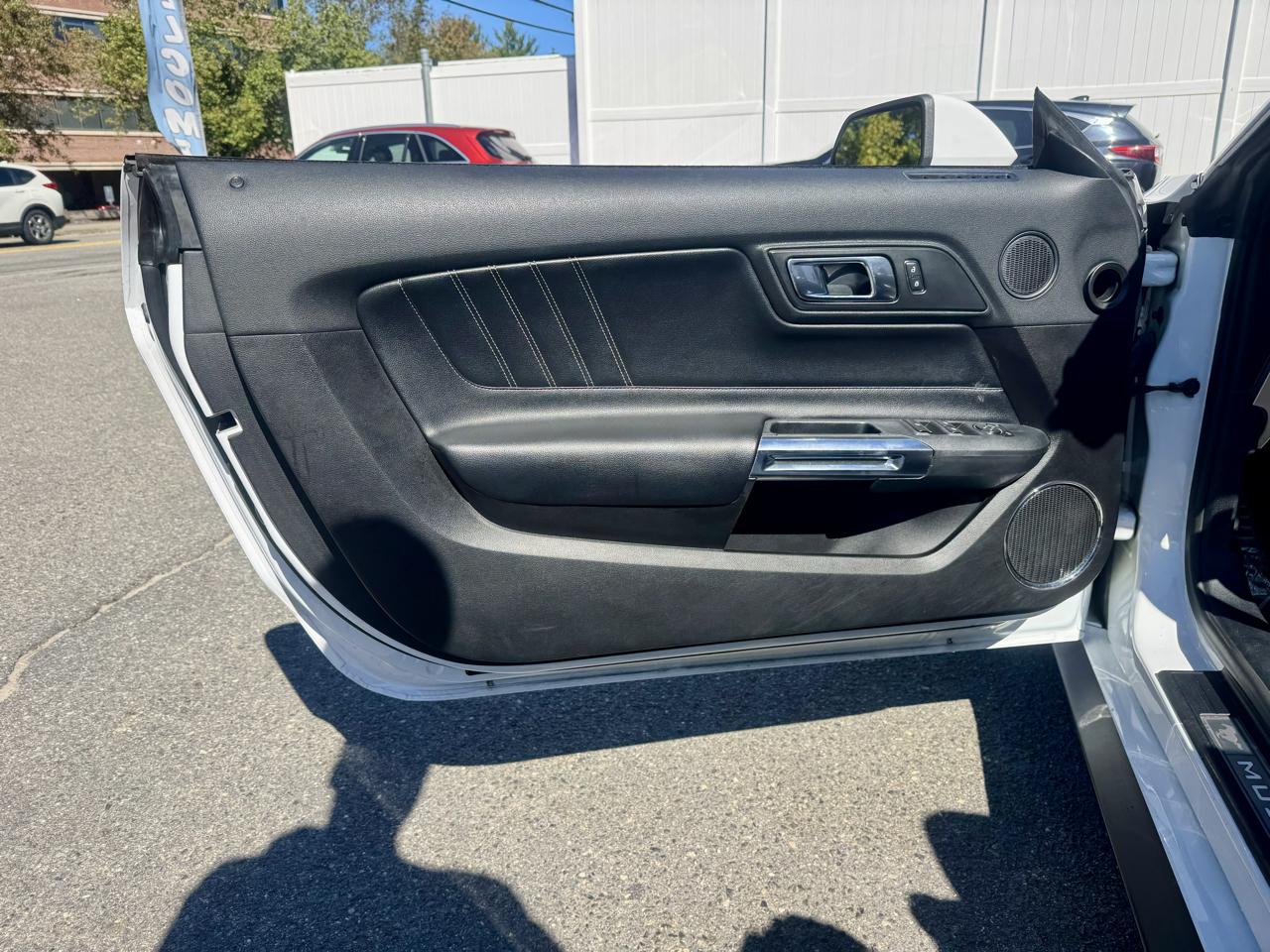 Ford Mustang EcoBoost Premium Convertible 2021