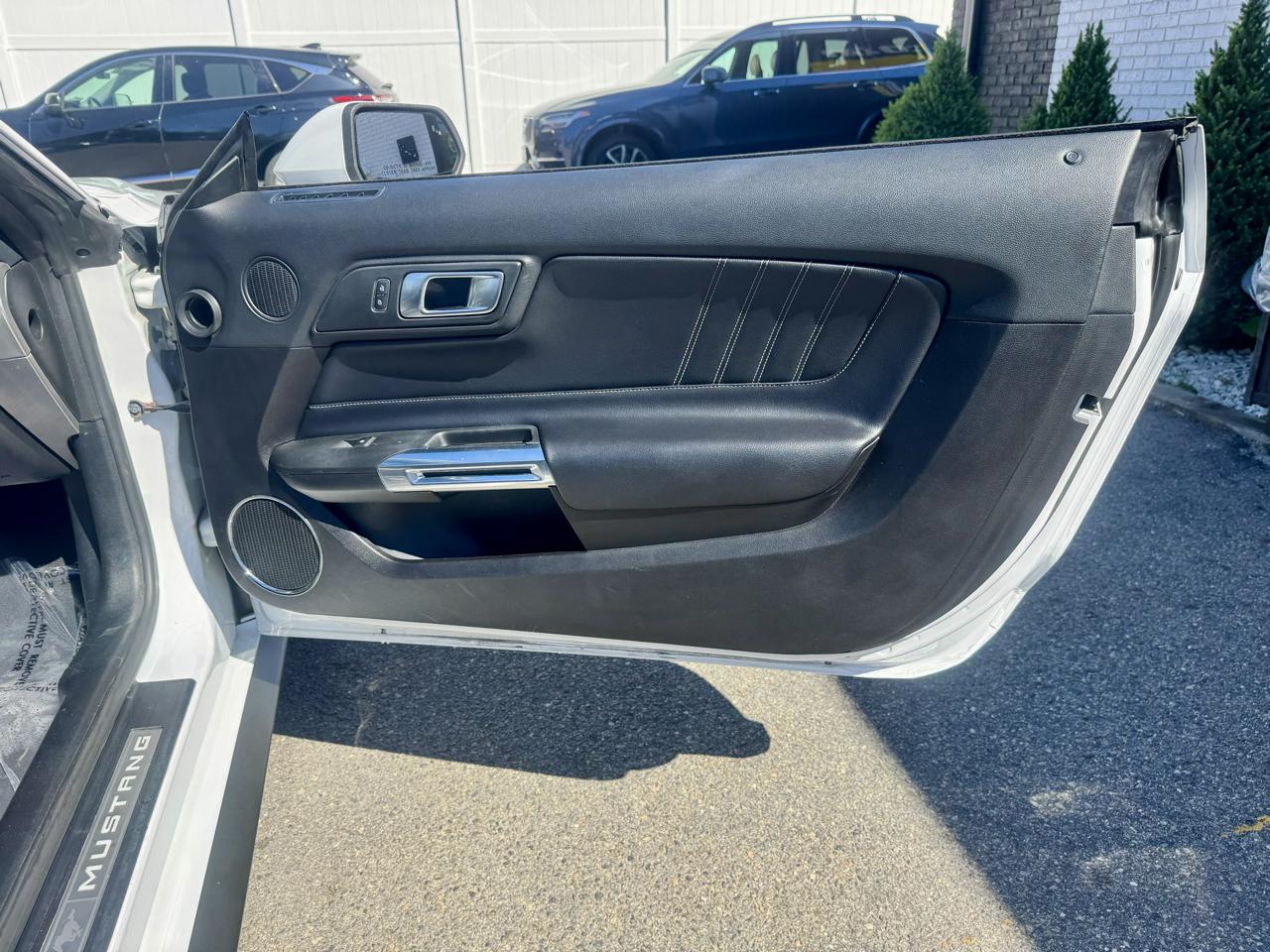 Ford Mustang EcoBoost Premium Convertible 2021