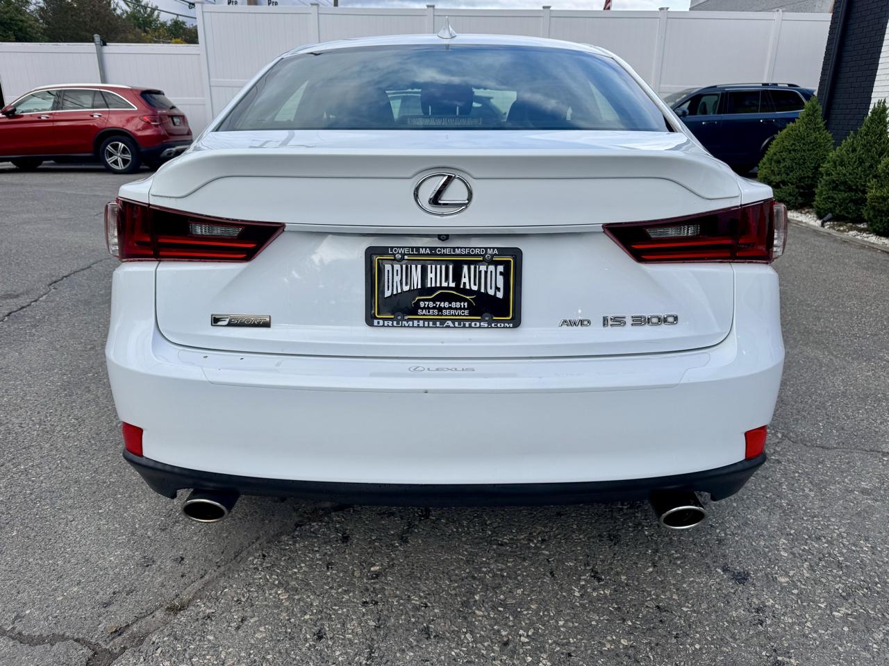 Lexus IS 300 AWD 2016