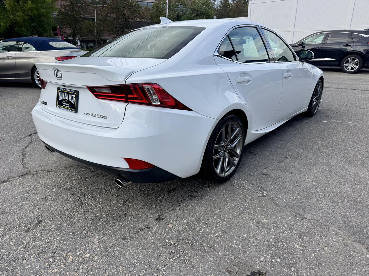Lexus IS 300 AWD 2016