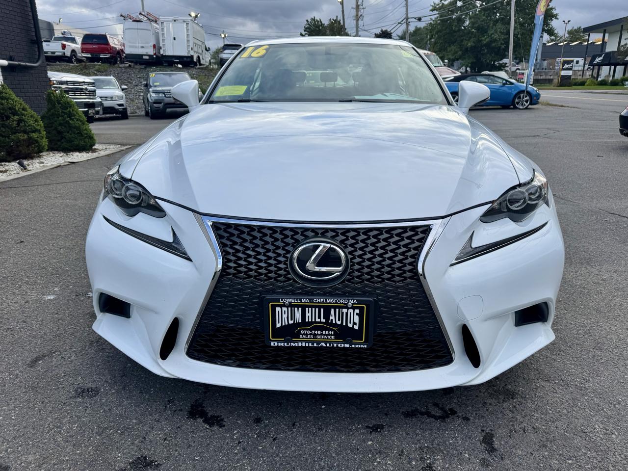 Lexus IS 300 AWD 2016