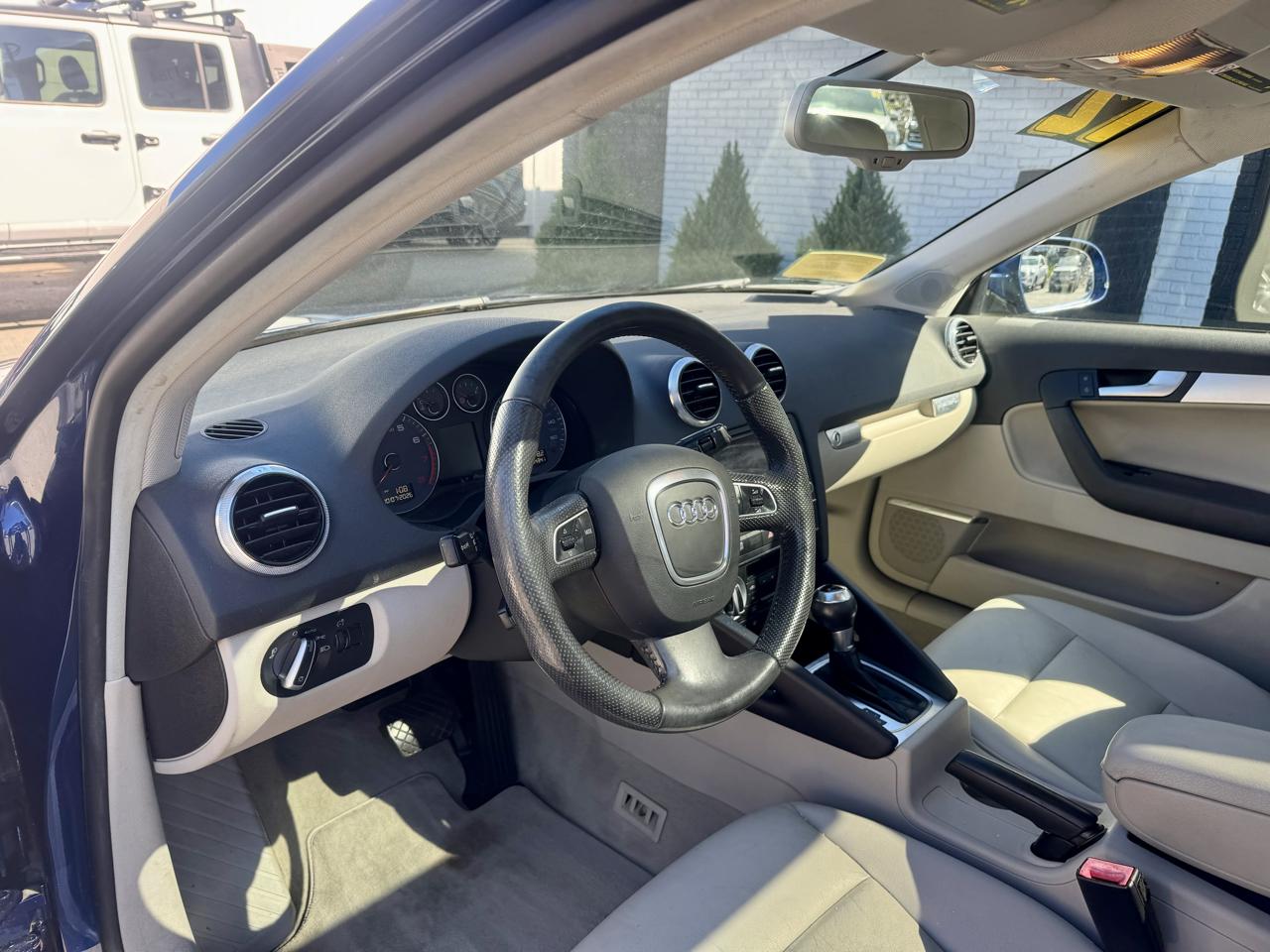 Audi A3 2.0T quattro with S tronic 2012