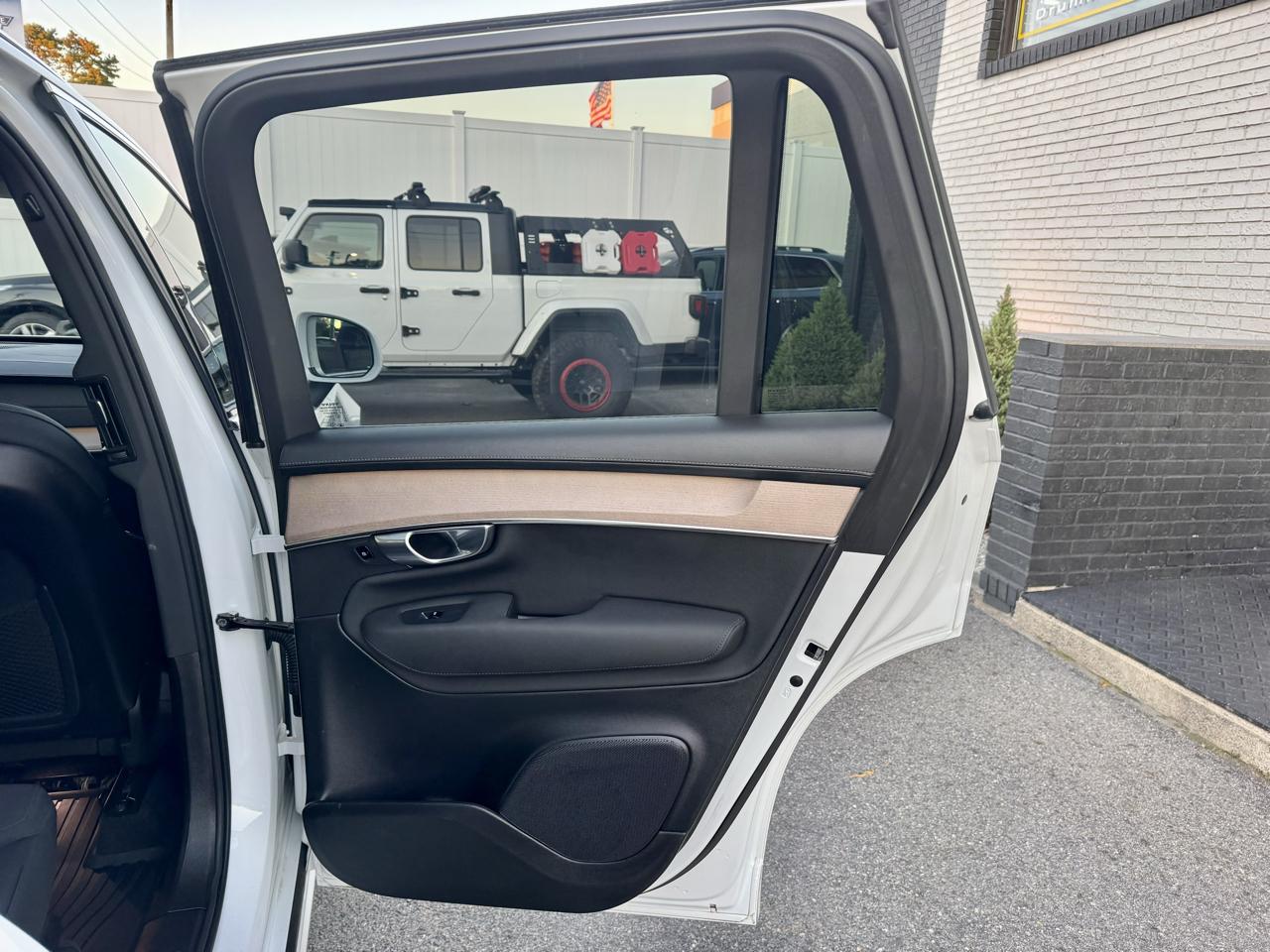 Volvo XC90 B6 Plus Bright 2025