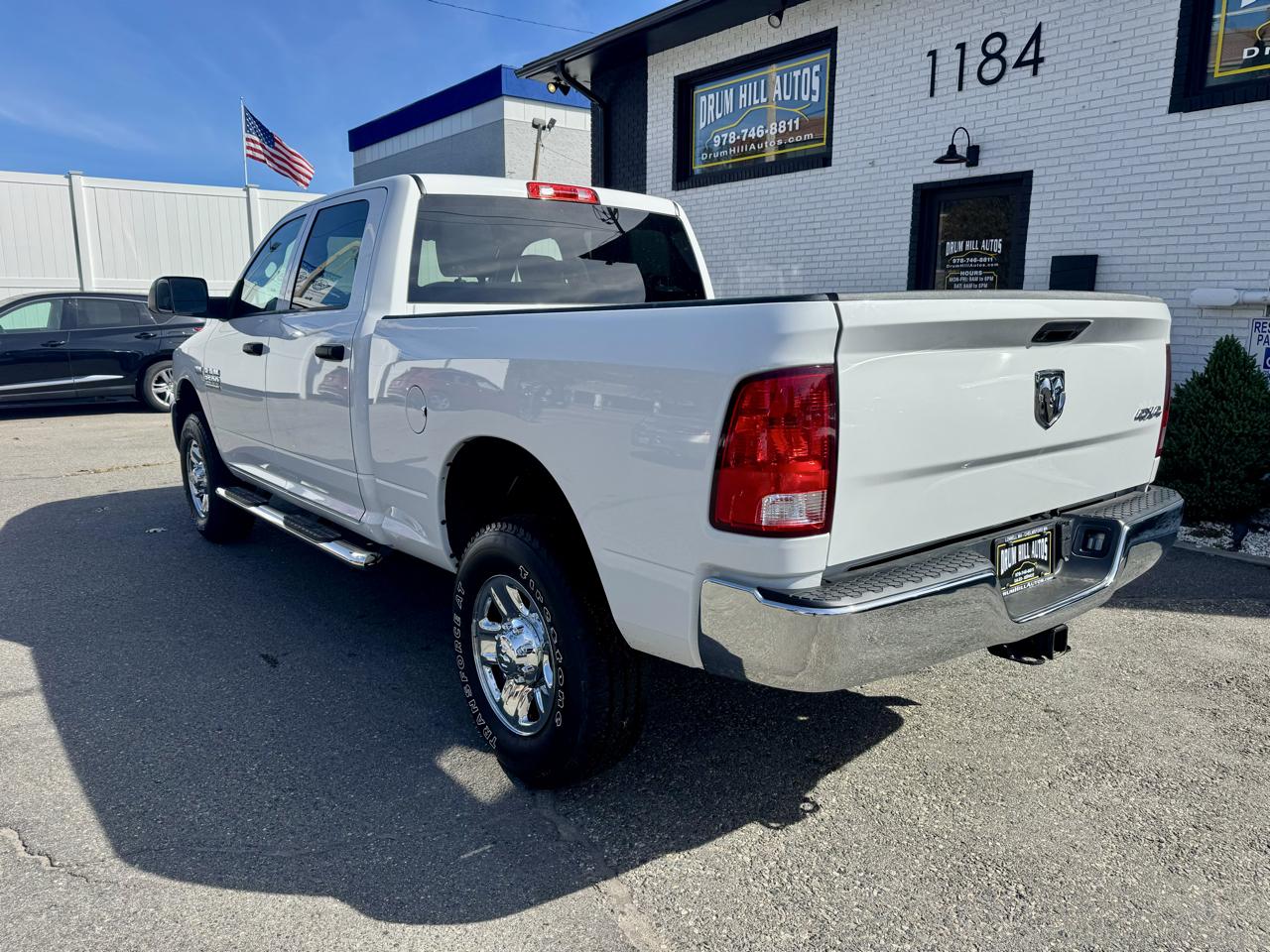 RAM 2500 Tradesman Crew Cab SWB 4WD 2018