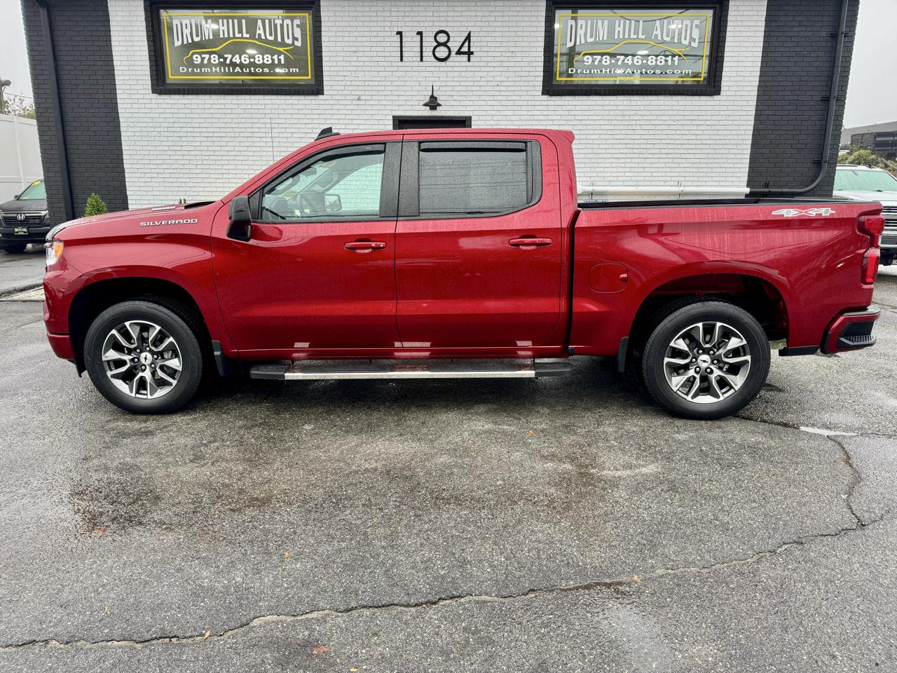 Chevrolet Silverado 1500 RST Crew Cab 4WD 2023