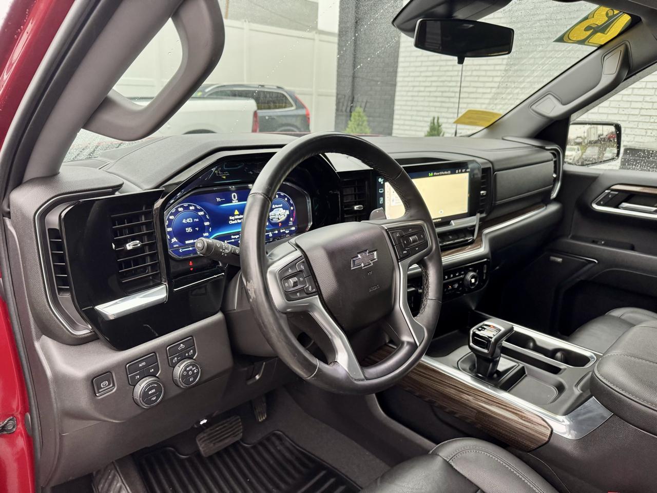 Chevrolet Silverado 1500 RST Crew Cab 4WD 2023