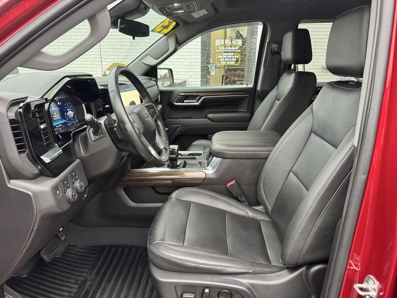 Chevrolet Silverado 1500 RST Crew Cab 4WD 2023