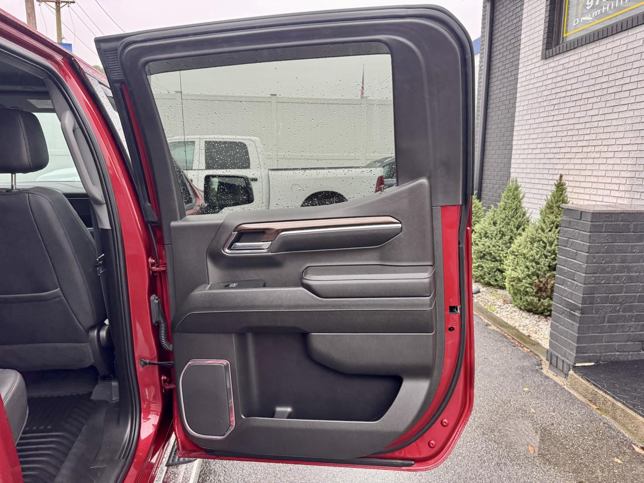 Chevrolet Silverado 1500 RST Crew Cab 4WD 2023