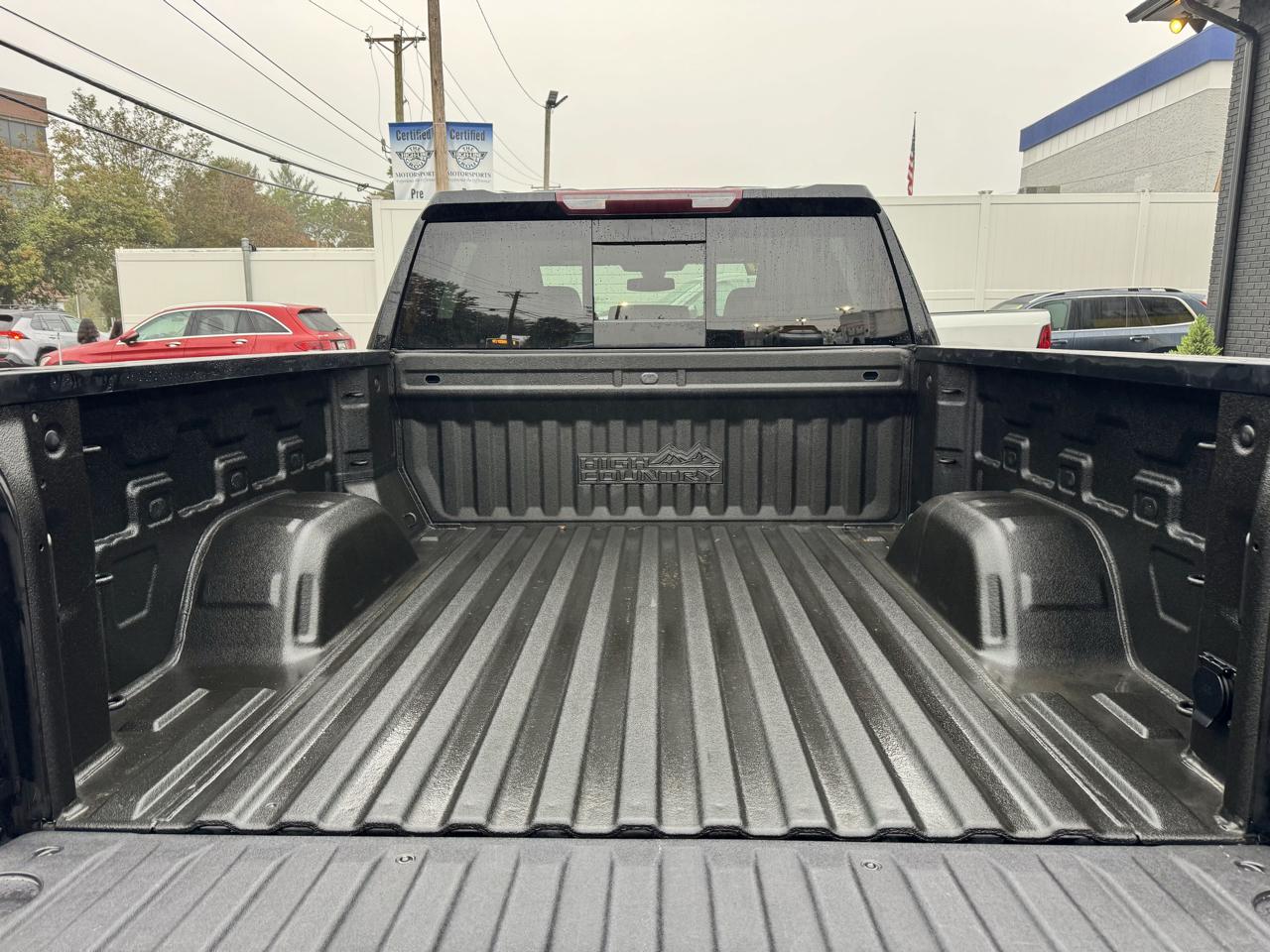Chevrolet Silverado 1500 High Country Crew Cab Long Box 4WD 2020