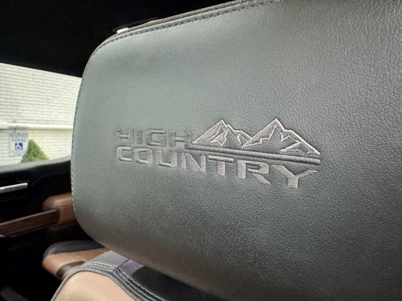 Chevrolet Silverado 1500 High Country Crew Cab Long Box 4WD 2020