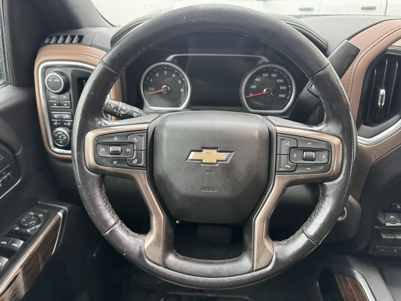 Chevrolet Silverado 1500 High Country Crew Cab Long Box 4WD 2020