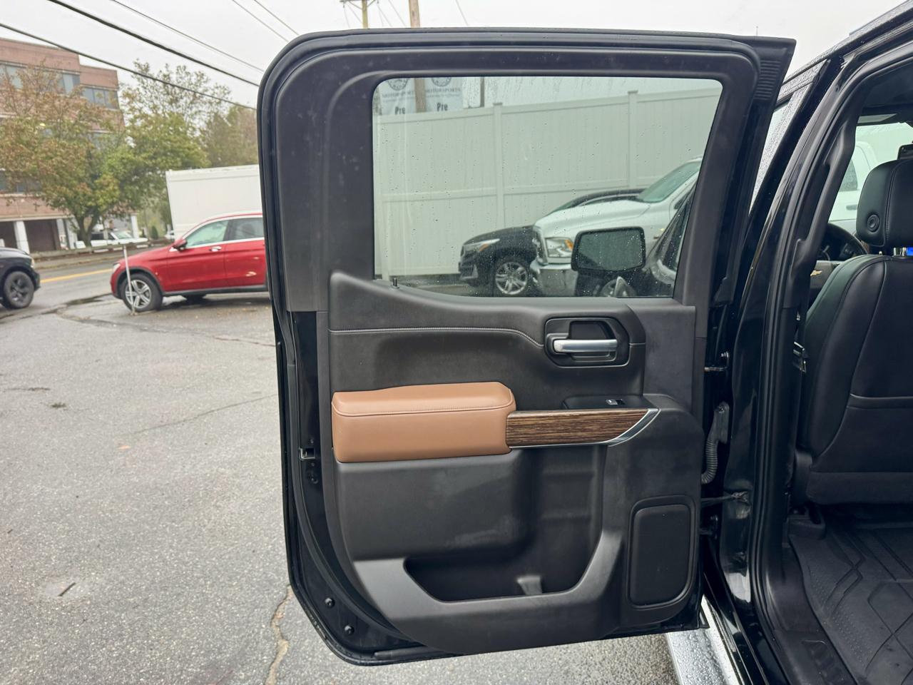 Chevrolet Silverado 1500 High Country Crew Cab Long Box 4WD 2020