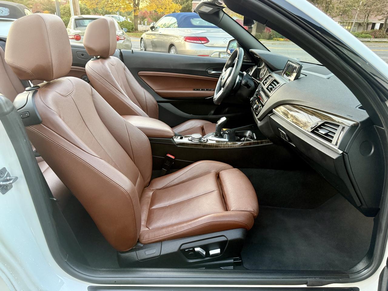 BMW 2-Series M235i xDrive Convertible 2016