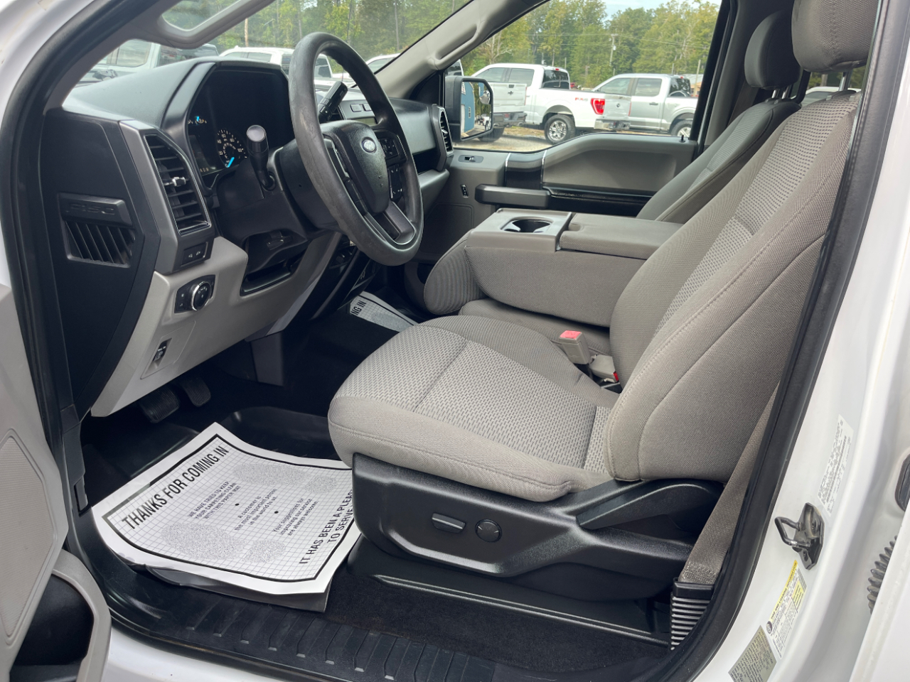Ford F-150 XLT 4WD SuperCrew 5.5' Box 2019 Ford F-150 XLT 4WD SuperCrew 5.5' Box 2019