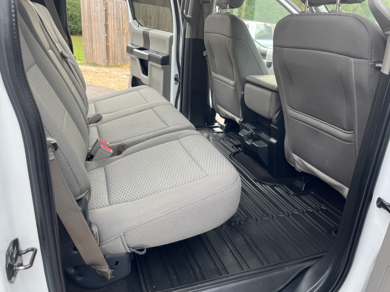 Ford F-150 XLT 4WD SuperCrew 5.5' Box 2019 Ford F-150 XLT 4WD SuperCrew 5.5' Box 2019