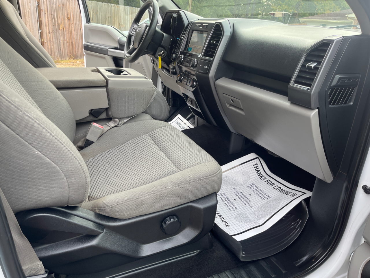 Ford F-150 XLT 4WD SuperCrew 5.5' Box 2019 Ford F-150 XLT 4WD SuperCrew 5.5' Box 2019