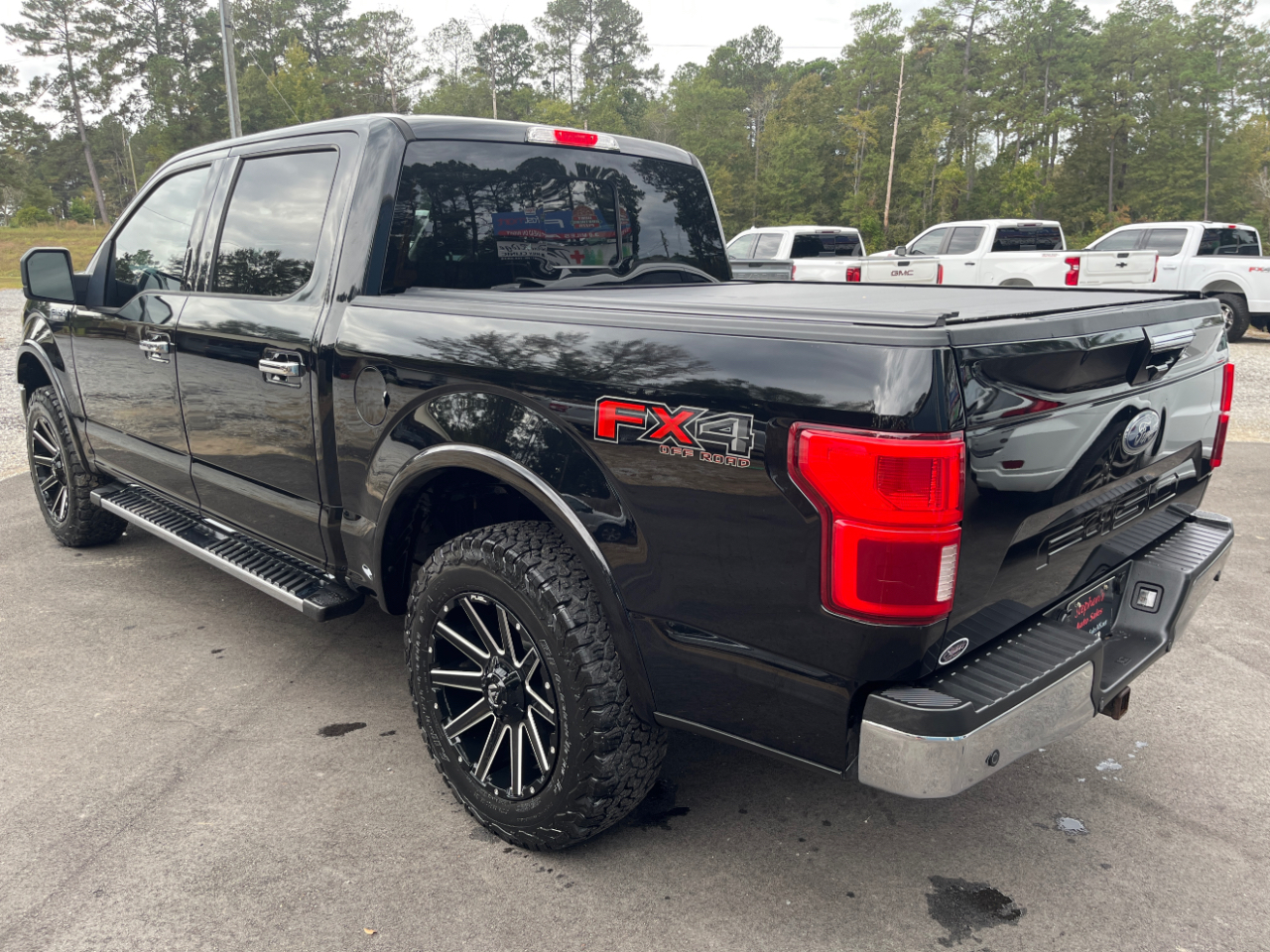 Ford F-150 Lariat 4WD SuperCrew 5.5' Box 2018 Ford F-150 Lariat 4WD SuperCrew 5.5' Box 2018