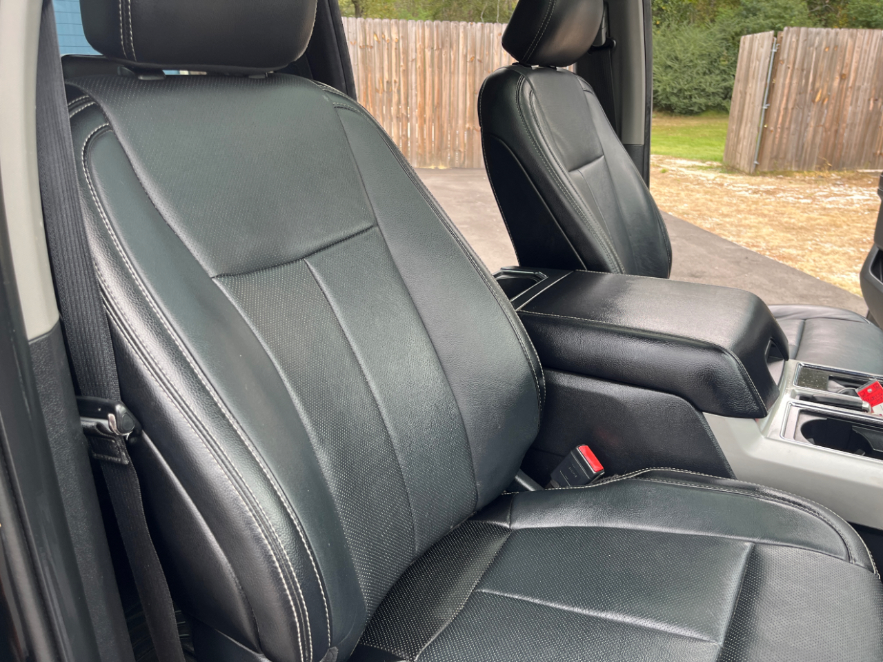 Ford F-150 Lariat 4WD SuperCrew 5.5' Box 2018 Ford F-150 Lariat 4WD SuperCrew 5.5' Box 2018