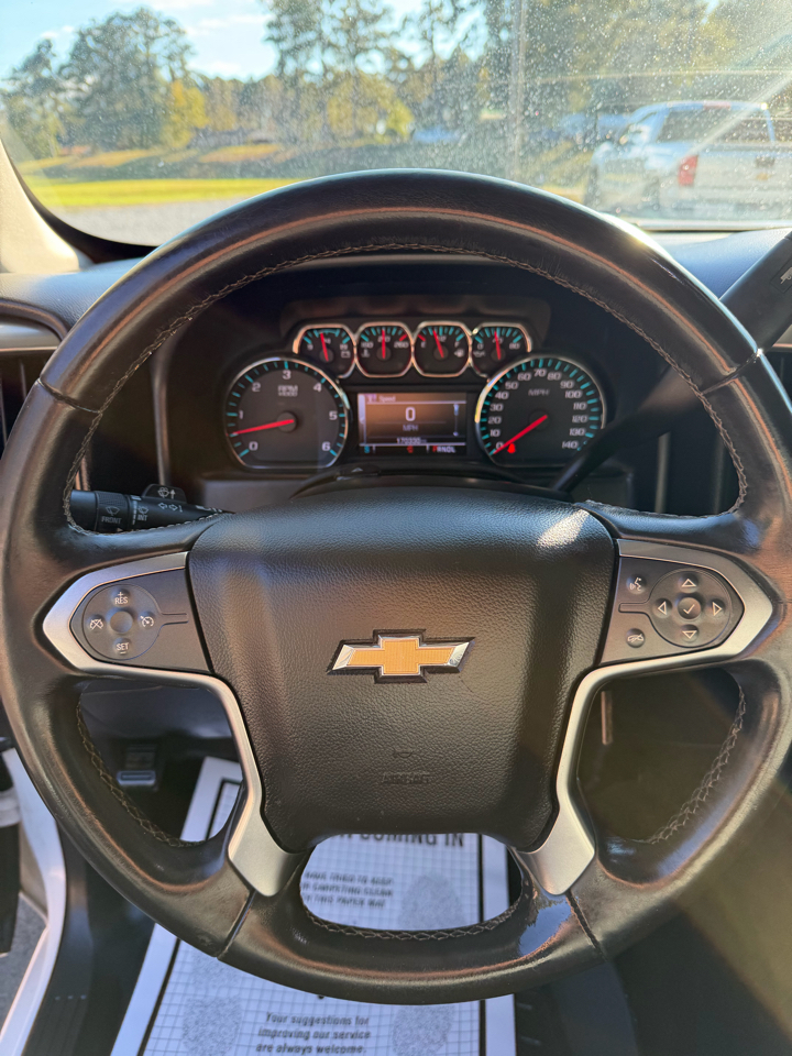 Chevrolet Silverado 1500 4WD Crew Cab 143.5" LT w/1LT 2017 Chevrolet Silverado 1500 4WD Crew Cab 143.5" LT w/1LT 2017