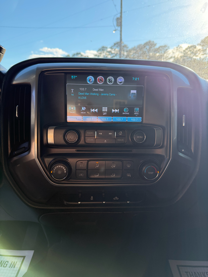 Chevrolet Silverado 1500 4WD Crew Cab 143.5" LT w/1LT 2017 Chevrolet Silverado 1500 4WD Crew Cab 143.5" LT w/1LT 2017