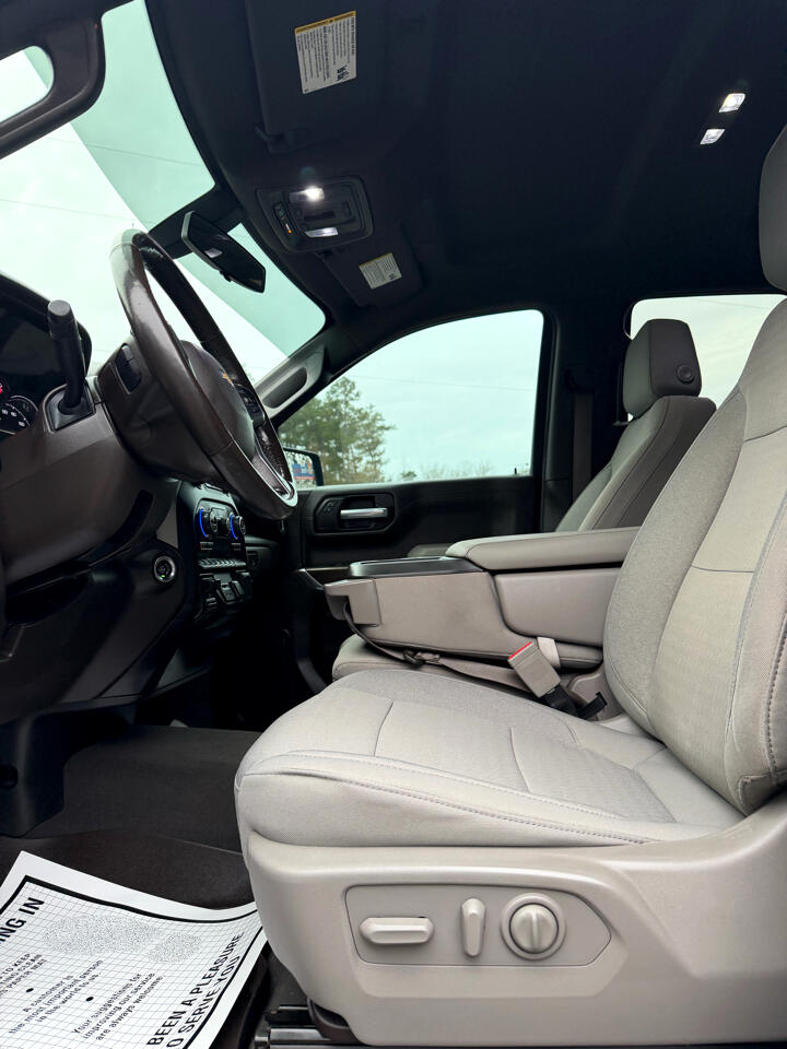 Chevrolet Silverado 1500 4WD Double Cab 147" LT 2019