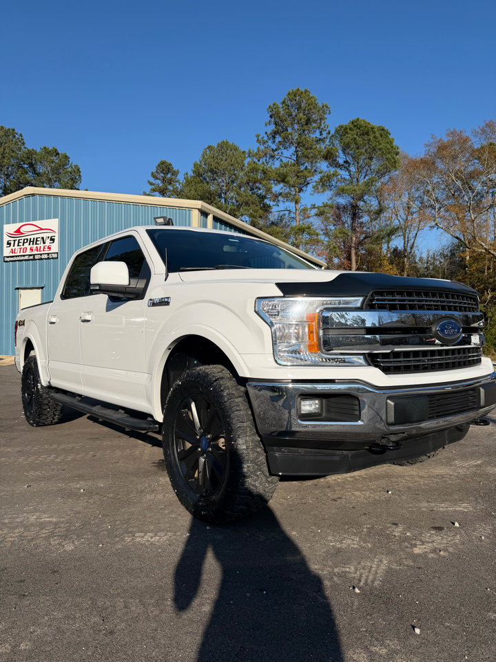 Ford F-150 4WD SuperCrew 145" Lariat 2019