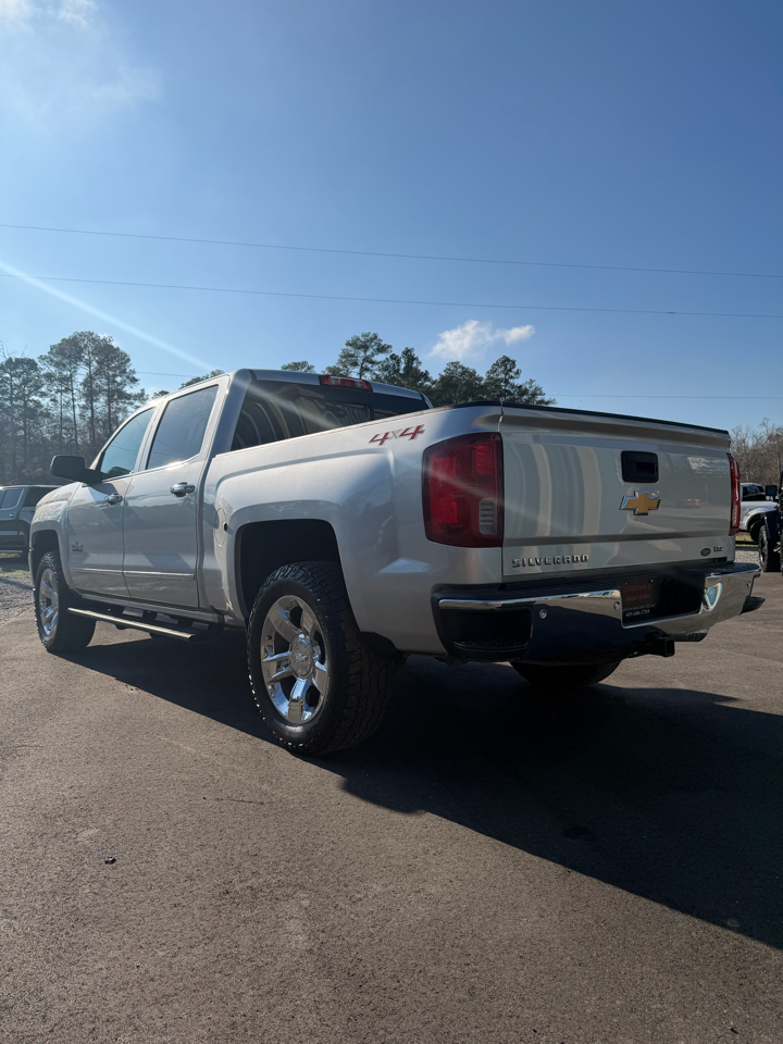 Chevrolet Silverado 1500 4WD Crew Cab 143.5" LTZ w/1LZ 2018