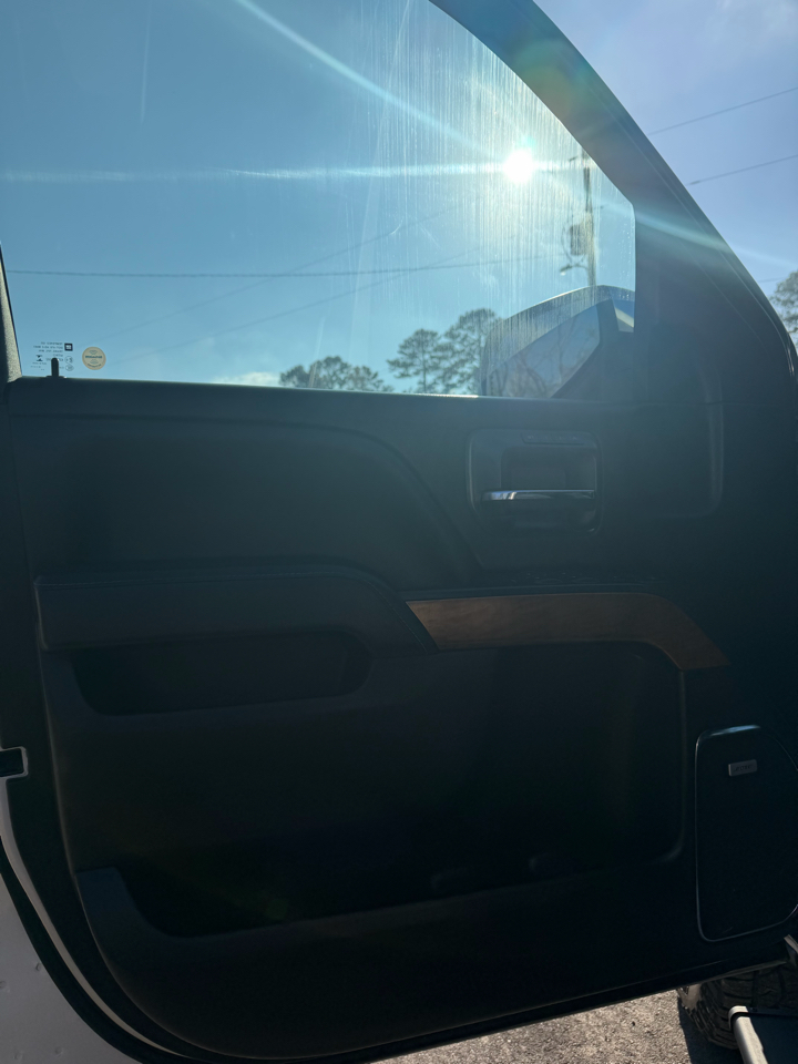 Chevrolet Silverado 1500 4WD Crew Cab 143.5" LTZ w/1LZ 2018