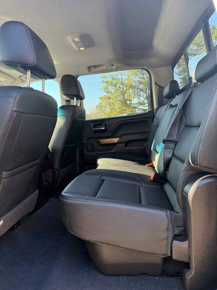 Chevrolet Silverado 1500 4WD Crew Cab 143.5" LTZ w/1LZ 2018