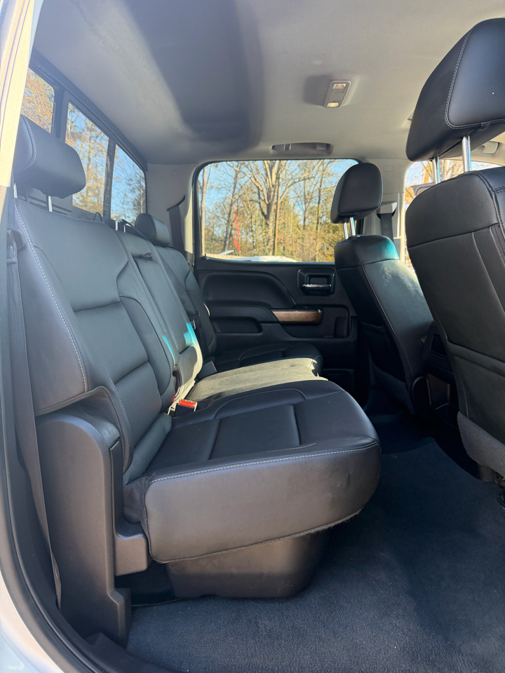 Chevrolet Silverado 1500 4WD Crew Cab 143.5" LTZ w/1LZ 2018