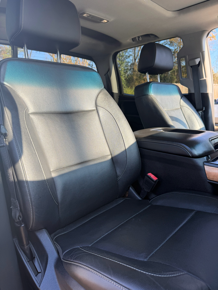 Chevrolet Silverado 1500 4WD Crew Cab 143.5" LTZ w/1LZ 2018