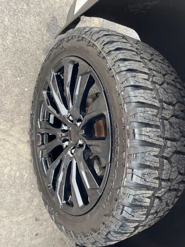 Cadillac Escalade 4WD 4dr Premium Luxury 2017