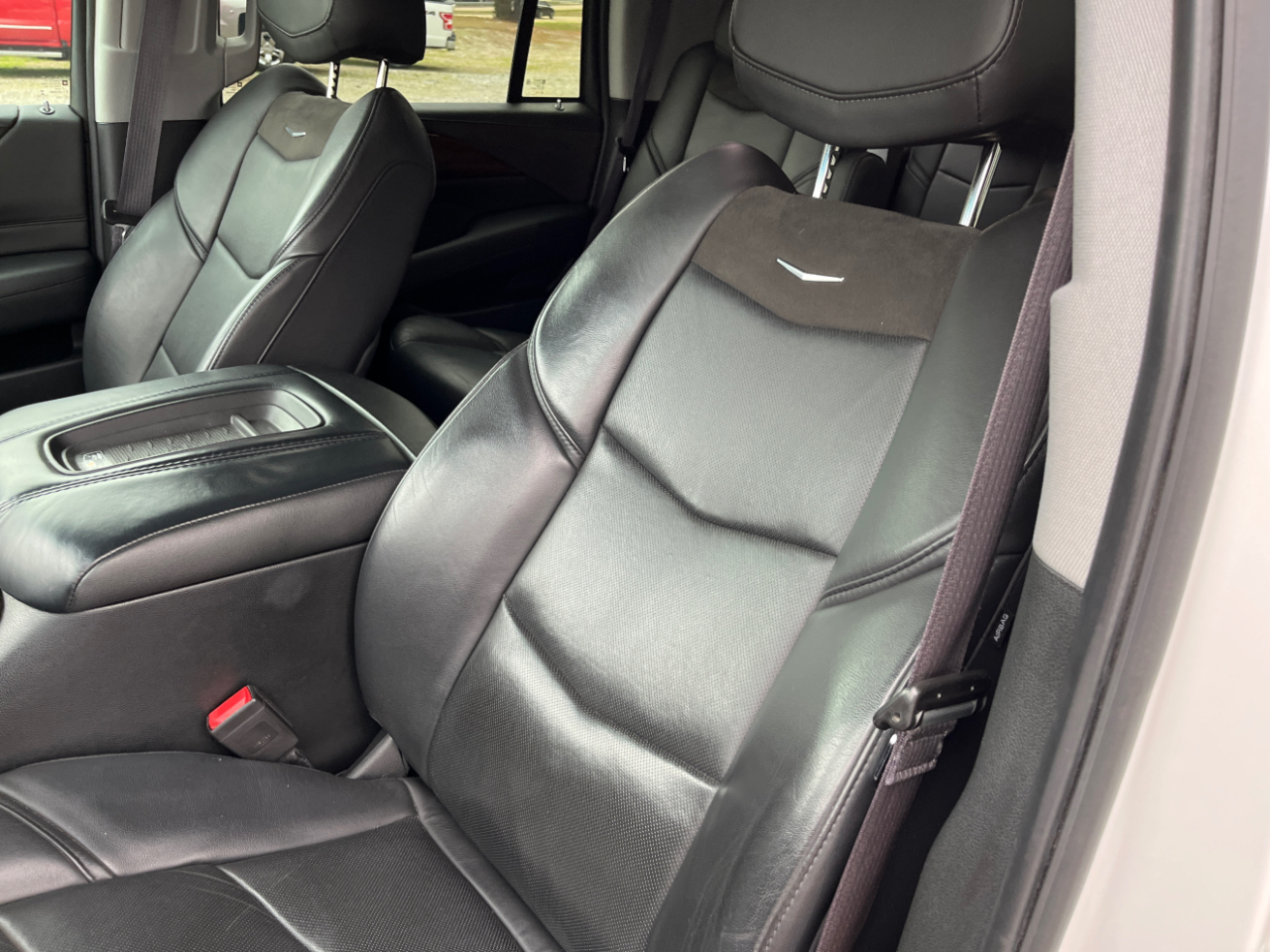 Cadillac Escalade 4WD 4dr Premium Luxury 2017