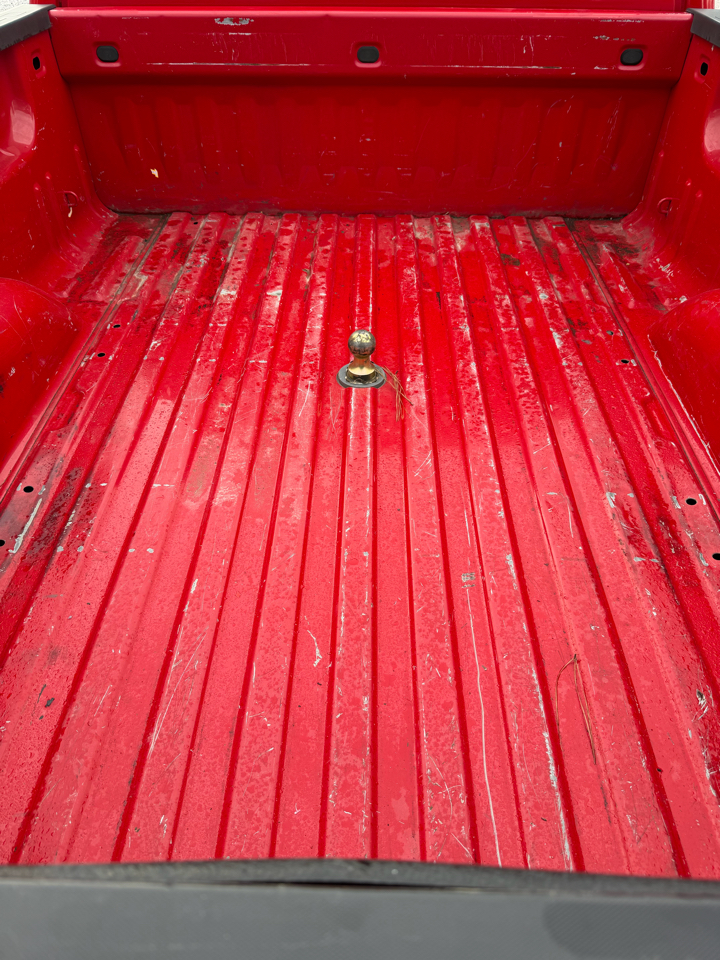 GMC Sierra 2500HD available WiFi 4WD Crew Cab 153.7" SLT 2015