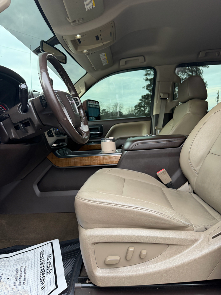 GMC Sierra 2500HD available WiFi 4WD Crew Cab 153.7" SLT 2015