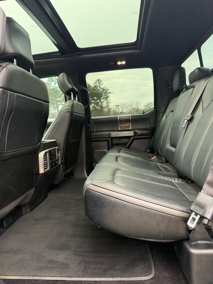 Ford F-150 4WD SuperCrew 145" Platinum 2017