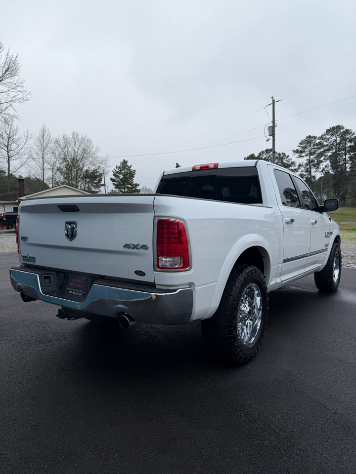 RAM 1500 Laramie 4x4 Crew Cab 5'7" Box 2017