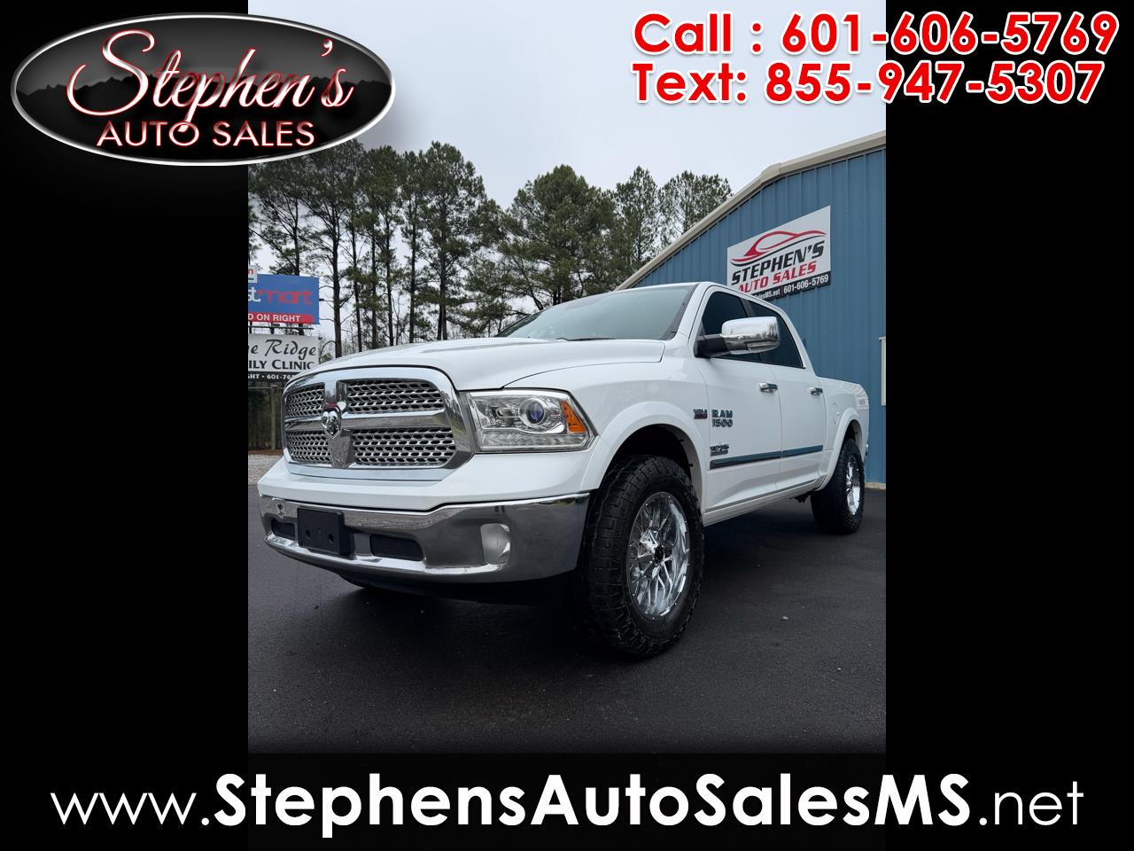 2017 RAM 1500 Laramie 4x4 Crew Cab 5'7" Box