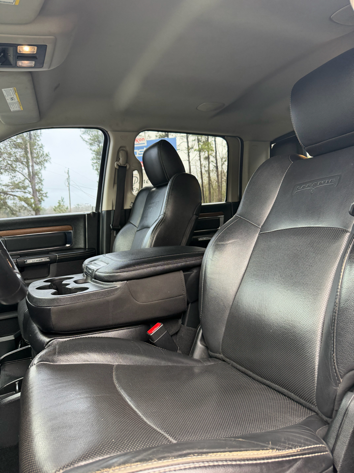 RAM 1500 Laramie 4x4 Crew Cab 5'7" Box 2017