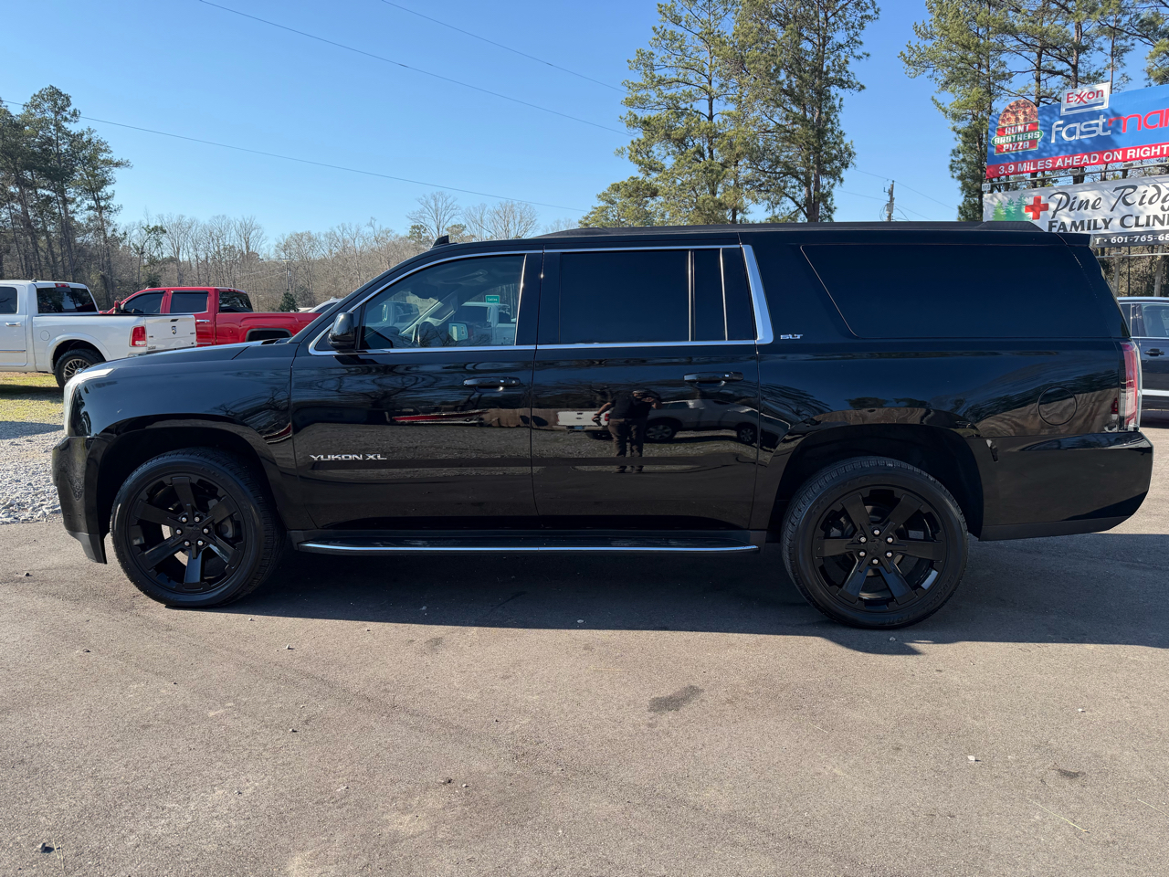 GMC Yukon XL 4WD 4dr SLT 2019