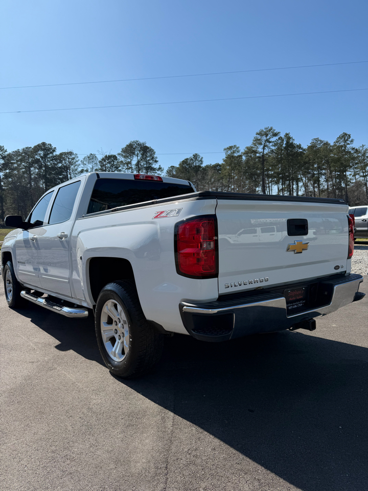 Chevrolet Silverado 1500 4WD Crew Cab 143.5" LT w/2LT 2015
