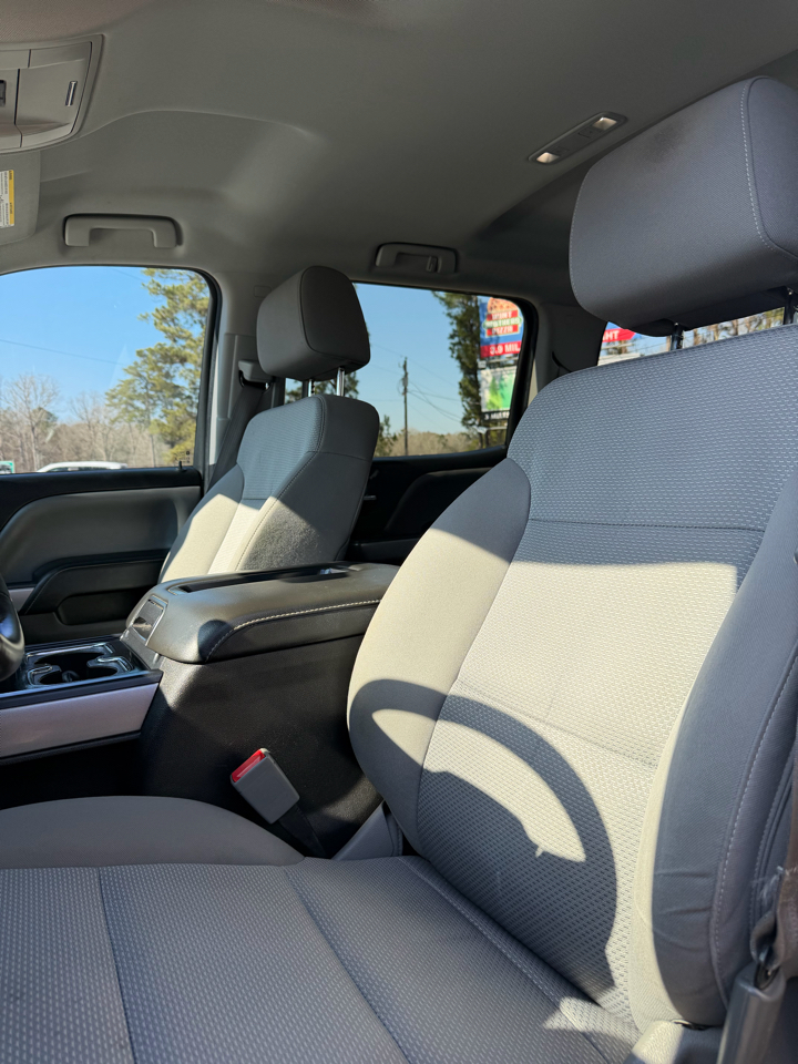 Chevrolet Silverado 1500 4WD Crew Cab 143.5" LT w/2LT 2015